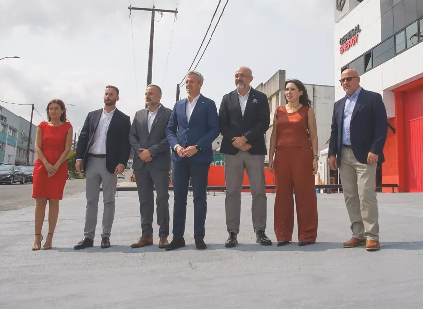 Inauguración de la fachada fotovoltaica de Genesal Energy en Bergondo